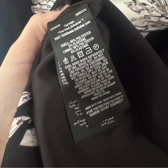 Ted Baker 'Bejewelled Shadows' Print Front Body-Con Dress - Picture 4 of 12